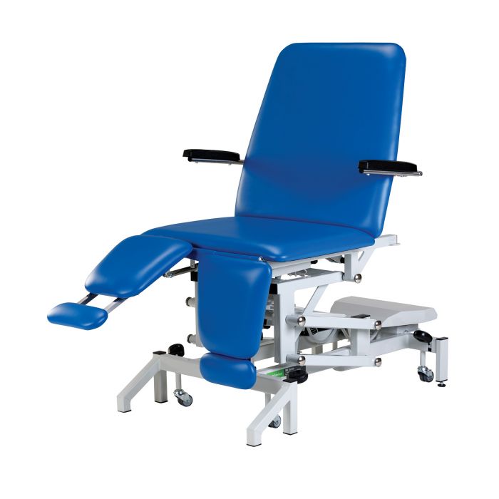 Plinth 50CD Bariatric Podiatry Couch with Split Leg 